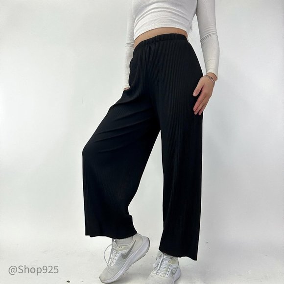 uniqlo pleated trousers - Picture 6 of 6